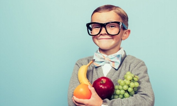 Muốn trẻ thông minh, hãy tập trung vào chế độ ăn uống